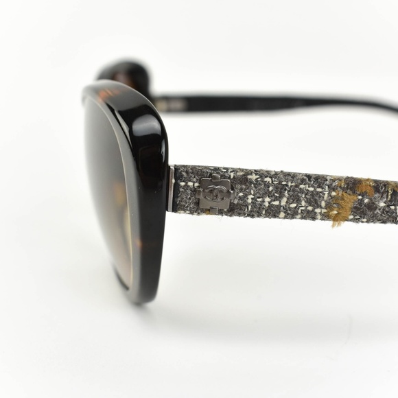 CHANEL: Tortoise Brown, Tweed & CC Sunglasses (ct) - Picture 3 of 8